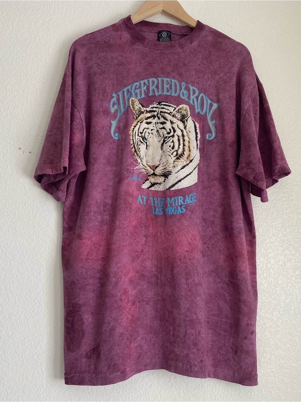 Vintage Siegfried & Roy white tiger Mirage Las Vegas tie dye t-shirt, XL